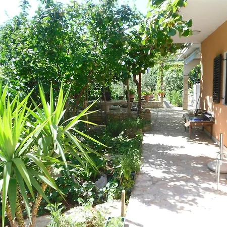 Apartment Mio - 100 M From Beach