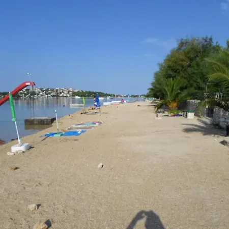 Mio - 100 M From Beach * Podglavica