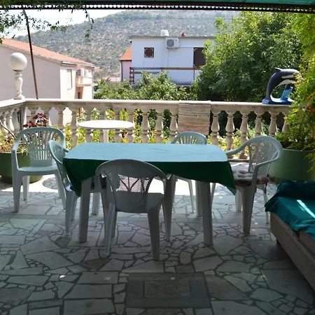 Mio - 100 M From Beach Apartment *